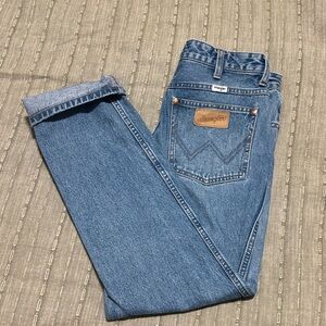 Wrangler Classic Blue Jeans